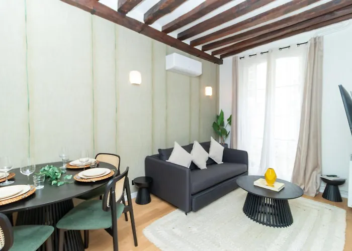 Residence Center Of Paris By Studio Prestige